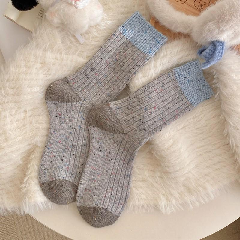 Women's Thickened Wool Mid-Calf Socks - Warm, Color Block Speckled Yarn, Sweat-Absorbent, Loose Pile for Autumn/Winter.