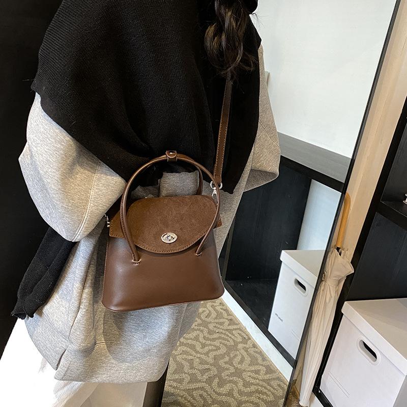 Textured Going Out Small Bag Bag Women's Autumn and Winter Casual Shoulder Crossbody Bucket Bag Suede Handbag