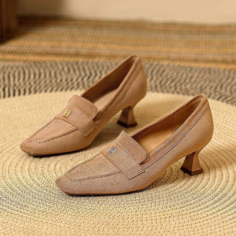 Black square head high heels thin heel 2025 new autumn and winter retro French single shoes medium heel British style women's shoes