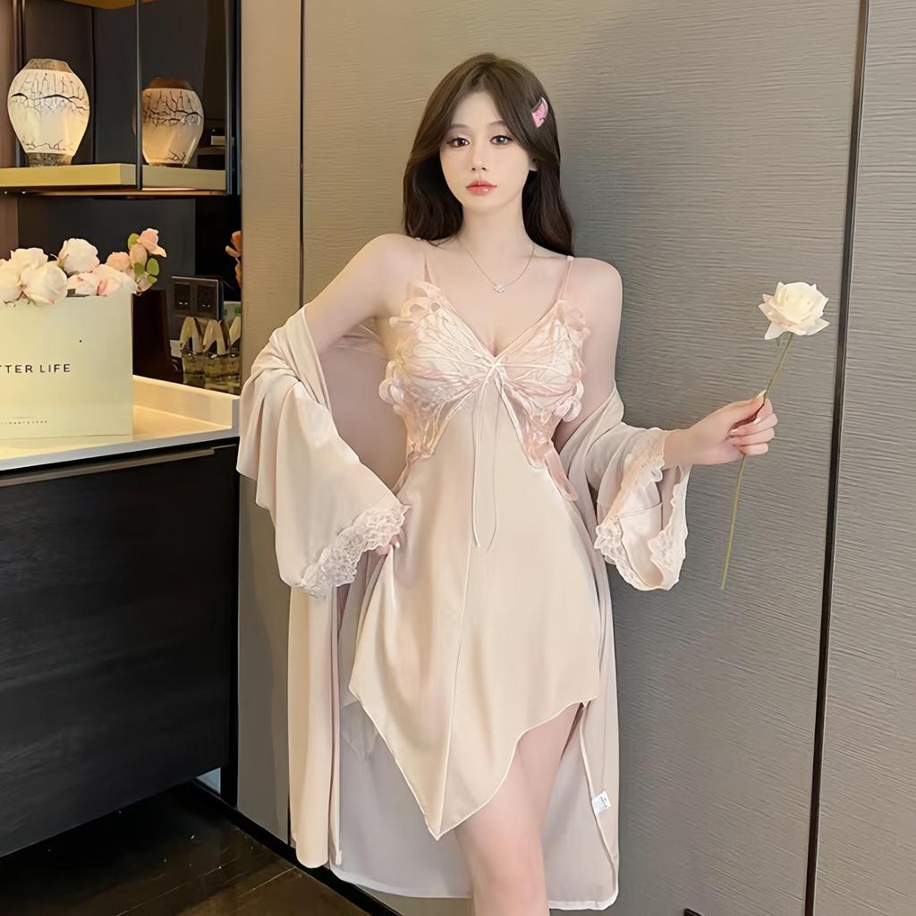 Starry Gold Velvet Women's Two-Piece Nightdress with Chest Pads and Butterfly Design