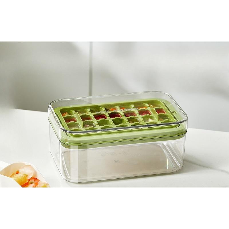 

Flip and Press The Ice Cube Tray To Easily Remove The Ice. This Is A Household Ice Cube Mold for Making Ice and Storing Ice Cubes in A Covered Box. Single layer зелений