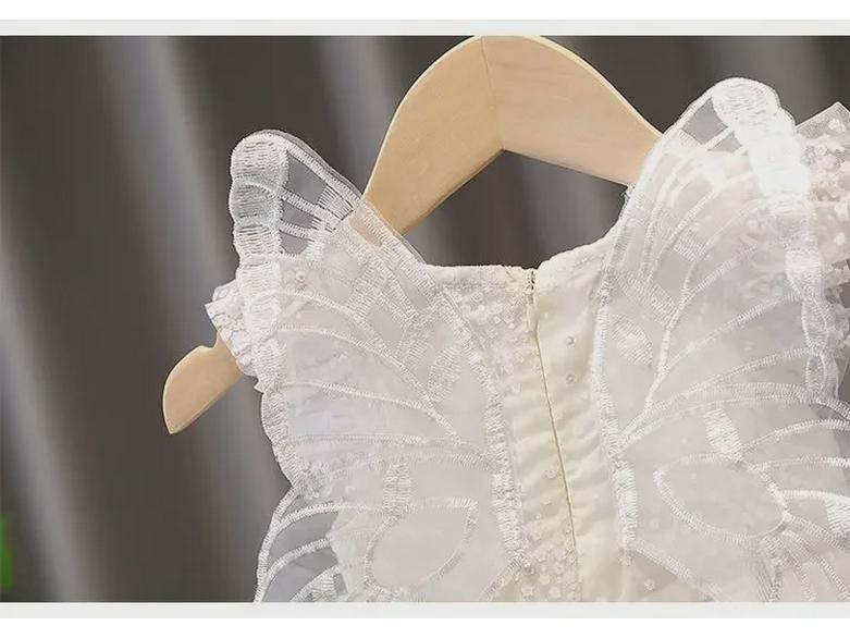 Girls' Fashionable Snow White Summer Dress with Fluffy Gauze and Wing Details