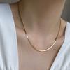 Goldene Schlüsselbein Kette Flache Schlangenknochen Halskette für Damen, 18 Karat Vergoldet, Schlicht und Elegant, mit Ein Raffiniertes Gefühl