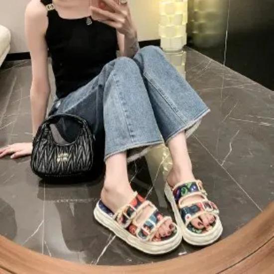 Hausschuhe Dicke Sohle Schuhe Hausschuhe Damen Mode Weich Flach Luxuriös Gummi Stoff Graffiti Kreuzriemen Hausschuh Damen