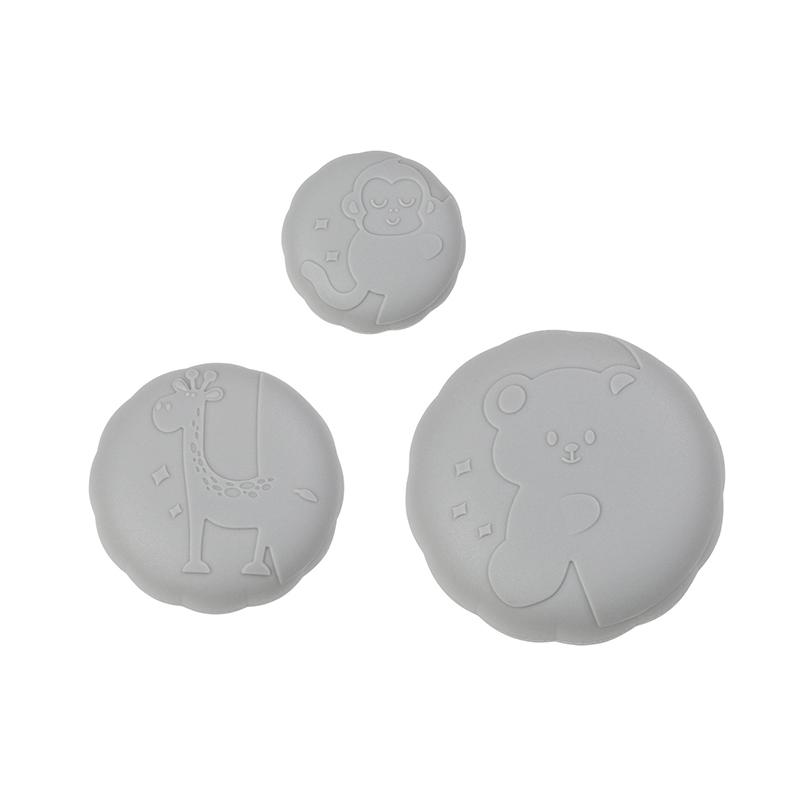 

3Pcs Heat Resistant Pot Pan Lids Hat Cookware Universal Kitchen Silicone Knob Lifting Handle Cover Home Water Bottle Lids сірий колір