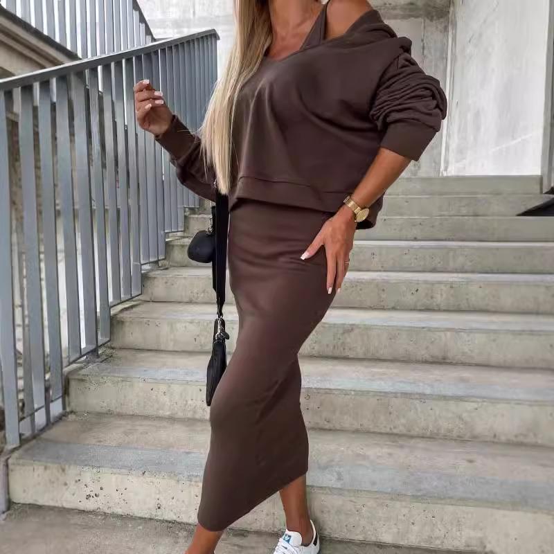 Winter new European and American sleeveless dresses, hooded sweaters, short top sets