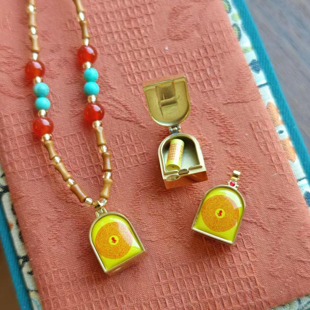 Handcrafted Retro Bamboo Necklace with Chinese Olive Core Pendant