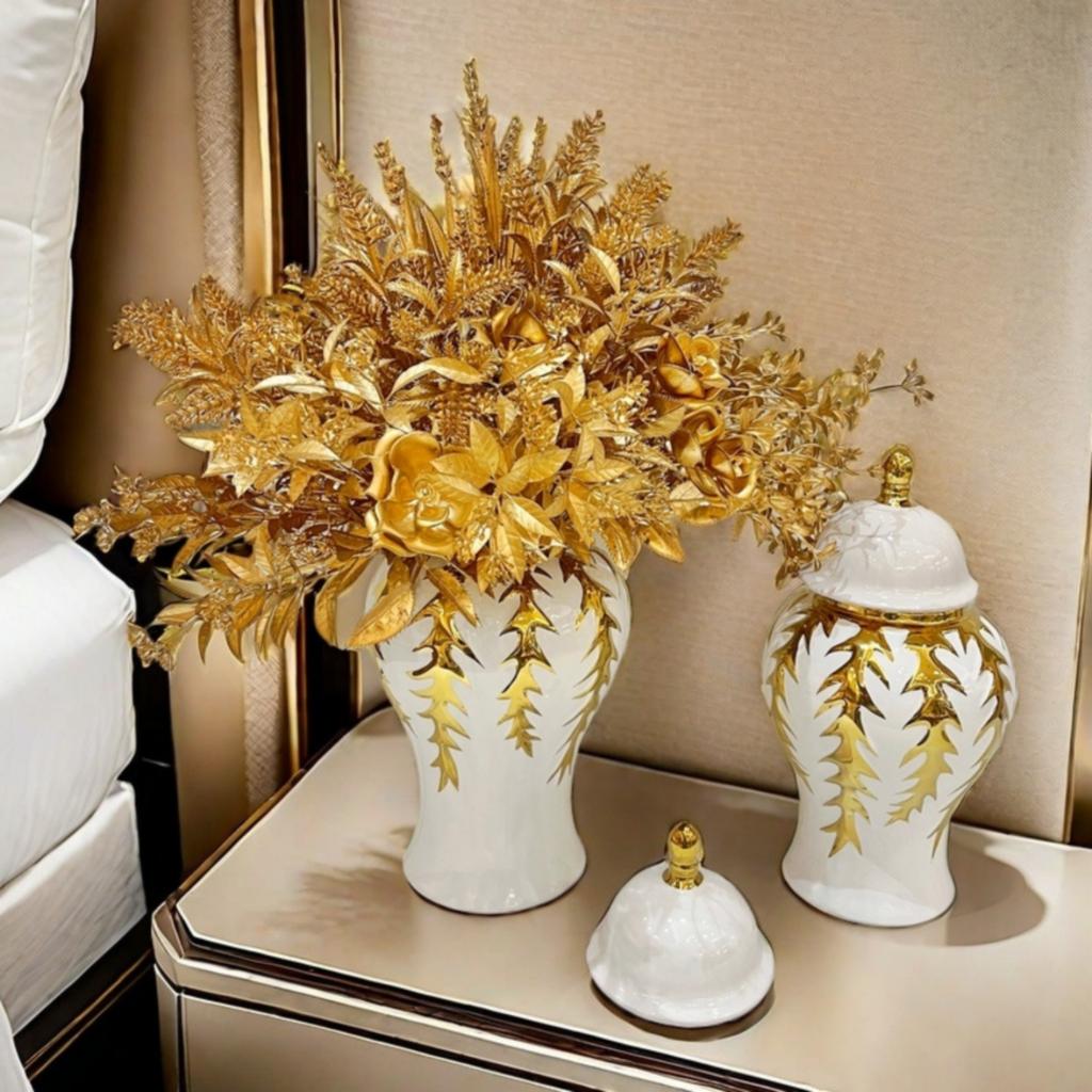 Lidded Ceramic Vase Glossy White Jar-Shaped Vase Decorative Ceramic Jar Gold Trim Home Decor Display Piece