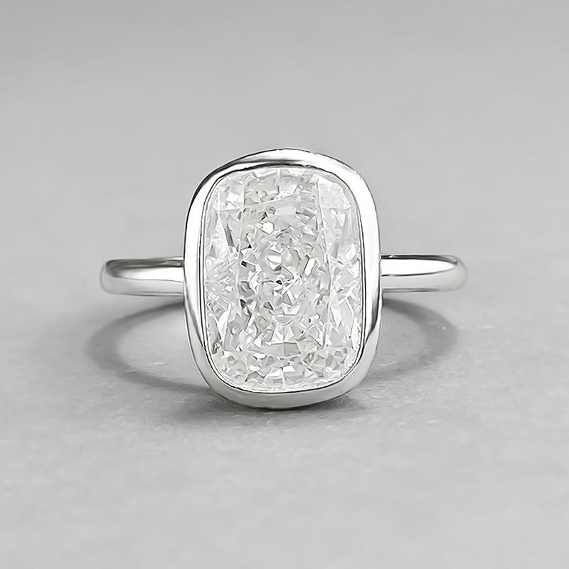 2025 S925 Silber 8x11mm Dicker Quadratischer Ring mit Weißer Eisblumen-Schliff, Zargenfassung und Hochkohlenstoff-Diamant