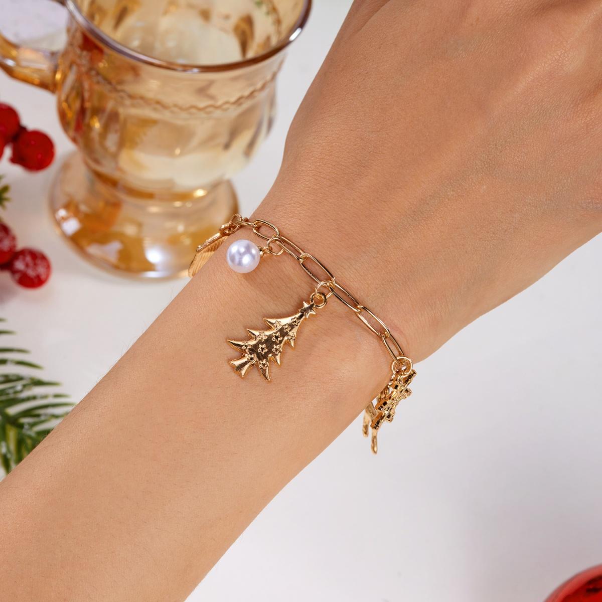 

Christmas Santa Claus Xmas Tree Snowflake Reindeer Imitation Pearl Pendant Bracelet New Year Holiday Jewelry Gift For Women Men