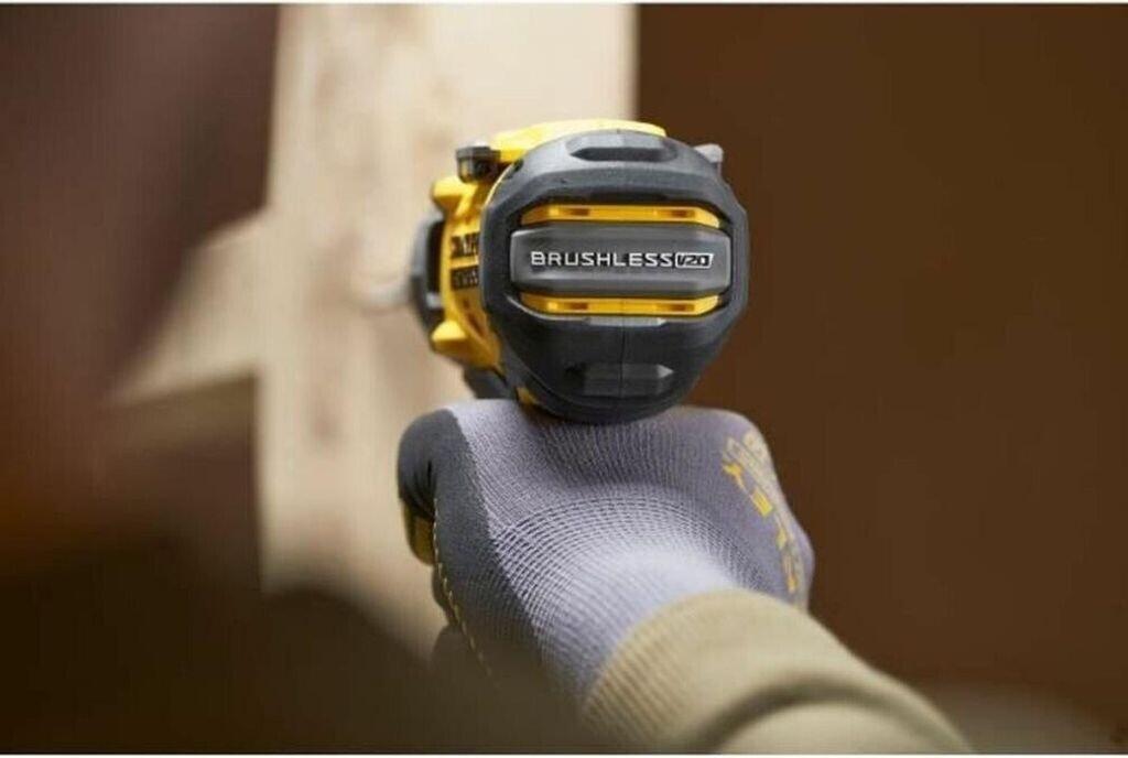 Ударный шуруповёрт Stanley SFMCD725D2K-QW (2x 2.0 Ah Akkus + Зарядное устройство)