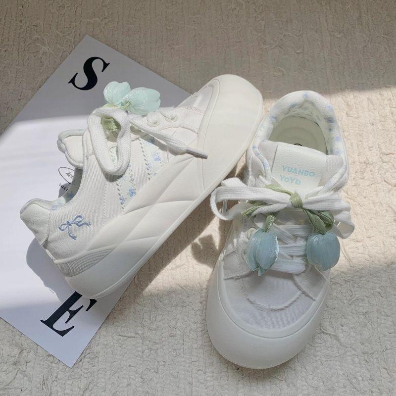 Fashion commuter round head thick sole white shoes women's spring and autumn new versatile sports and leisure board shoes