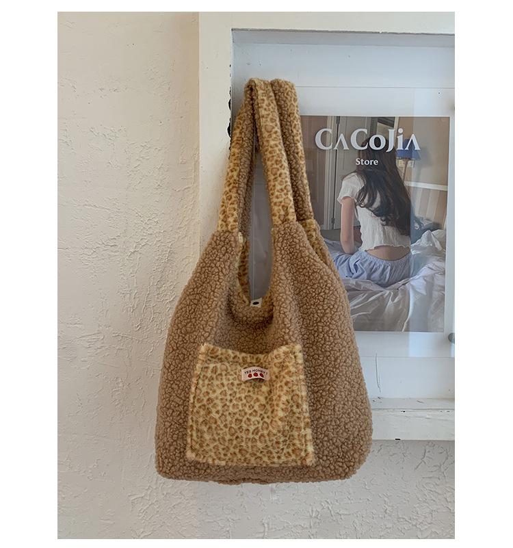 

Корейская ретро сумка-тоут из двустороннего плюша с леопардовым принтом, женская новая коллекция осень-зима 2025, большая вместительная сумка-шоппер на плечо для работы жёлтый