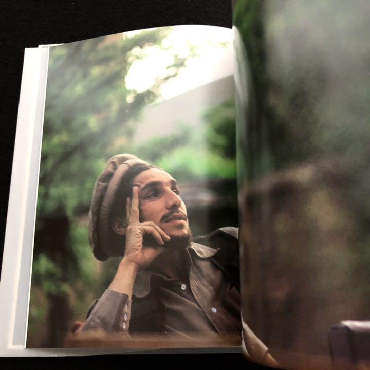 [USED] Hiromi Nagakura's photo collection "Lion, meditate - Afghanistan 1980-2002