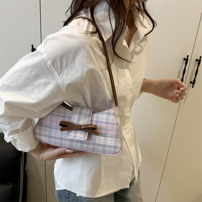 Trendy and Beautiful Women's Handbags, New Plaid Fashion Versatile Casual Shoulder Armpit Bags
