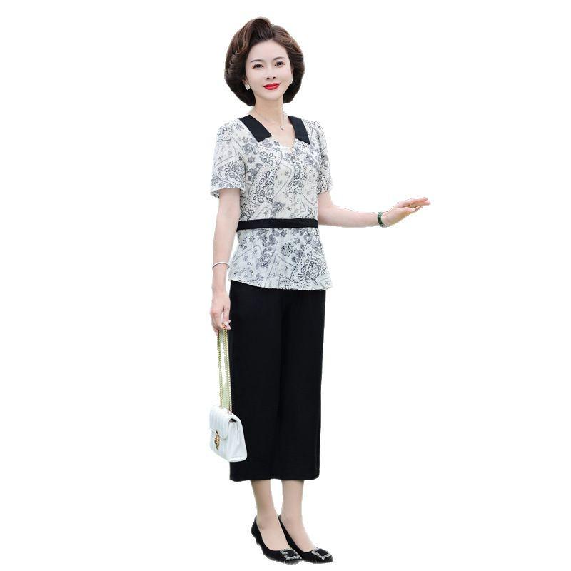 Elegant Summer Two-Piece Set for Women 40s-50s: Plus-Size Chiffon Short-Sleeve Suit