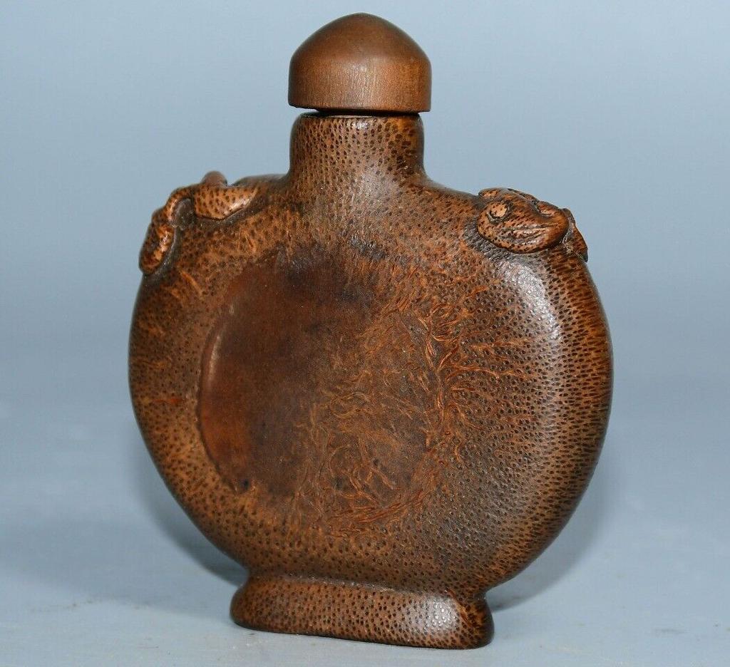 Collection Chinese Bamboo Intricately Carved Exquisite Statue Snuff Bottle Art