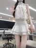 The small man is unique and super good-looking, and the neck polka dot suspender short skirt is a popular new dress this year in summer.