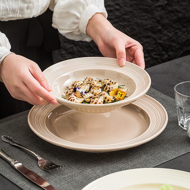 Stylish Round Ceramic Dinner Plate