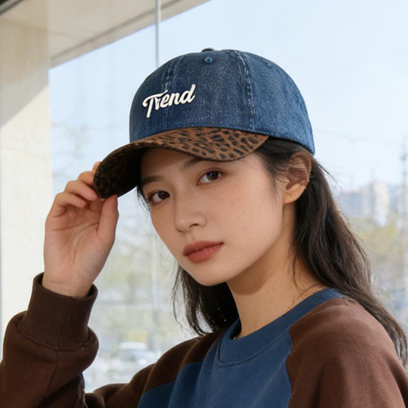 

Versatile face small embroidery cap couple face small sun hat man M（56-58cm）