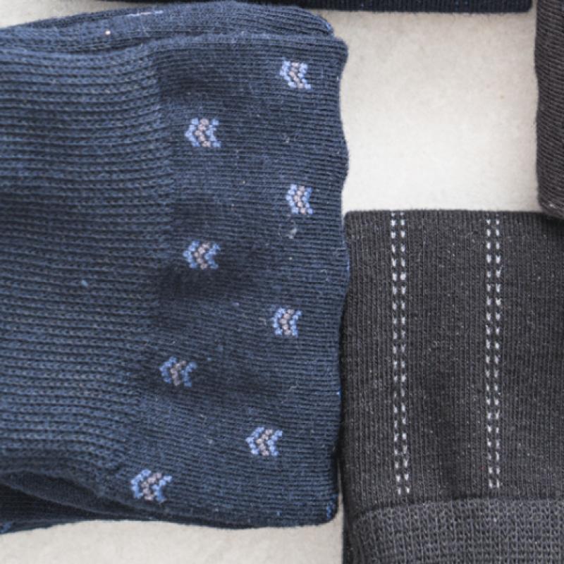 Monfoot Socken mit vertikalem Muster Marineblau