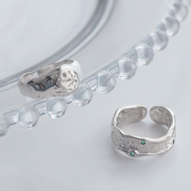 Trendy Open Adjustable Copper Ring Featuring Irregular Design And Green Diamond For Chic Style