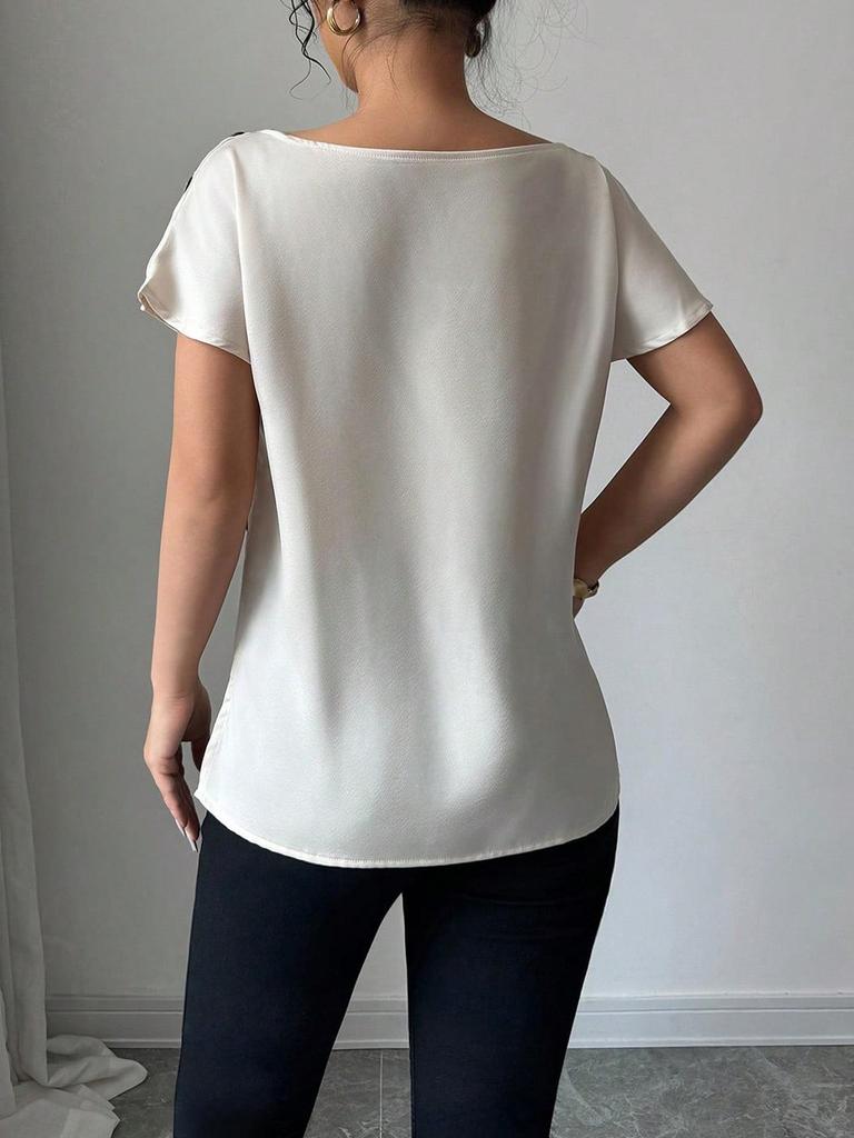 Europe & America Off-Shoulder Women's Wide Collar Shirt: Sexy, Casual, Comfortable Top