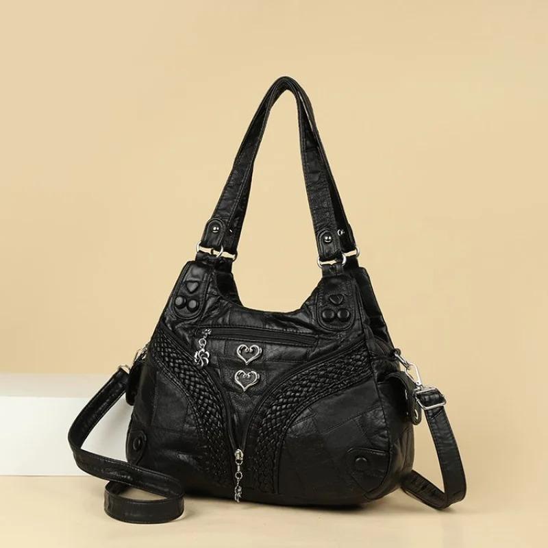 Stylish PU Leather Crossbody Bag Heart Decor Women's Hobo Bag Fashion Quilted Shoulder Bag with Adjustable Strap