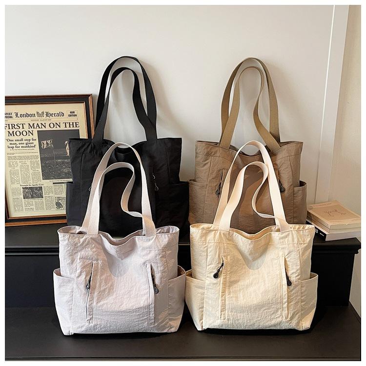 Lightweight Large Capacity Multi-Pocket Shoulder Bags for Women Simple Solid Color Ladies Casual Tote Versatile College Handbags