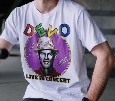 Vintage Devo Band Live In Concert T-shirt All Size S To 5XL NZ362 Unisex T-Shirt