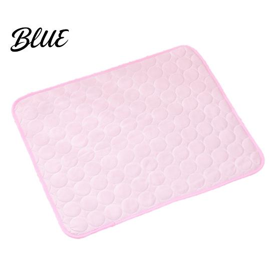 Washable Dog Cooling Pad Mat Self-Cooling Summer Pet Breathable Ice Silk Cool Bed Pad Portable Mat for Large Small Dogs Cats