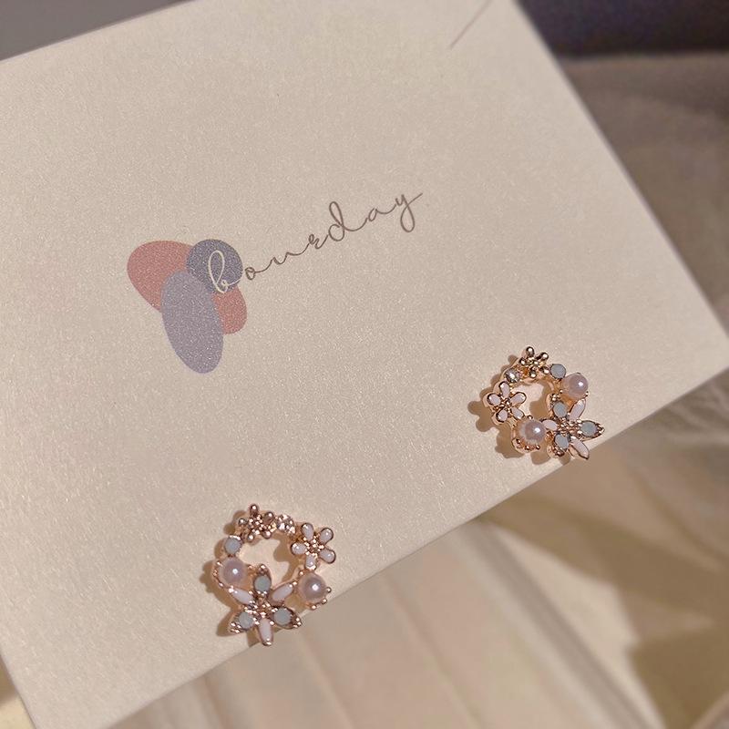 

Серьги-капли с жемчугом и бриллиантовым цветком Серебряная игла - Легкая роскошь, Маленький и милый свежий стиль для женщин