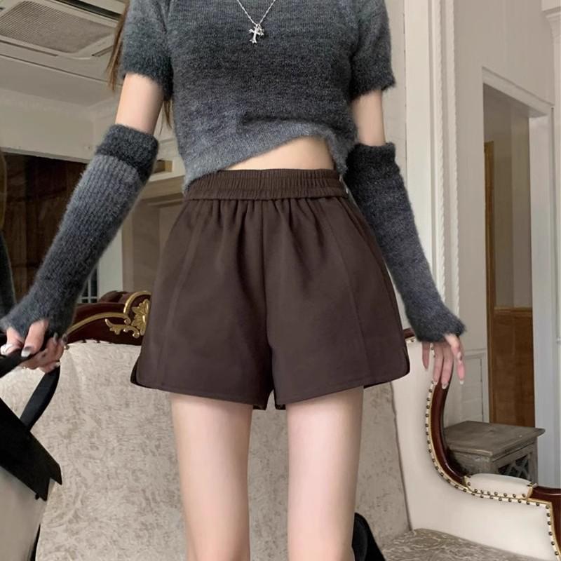 Women's Black Woolen High-Waisted Wide-Leg Shorts - 2025 Autumn/Winter Collection