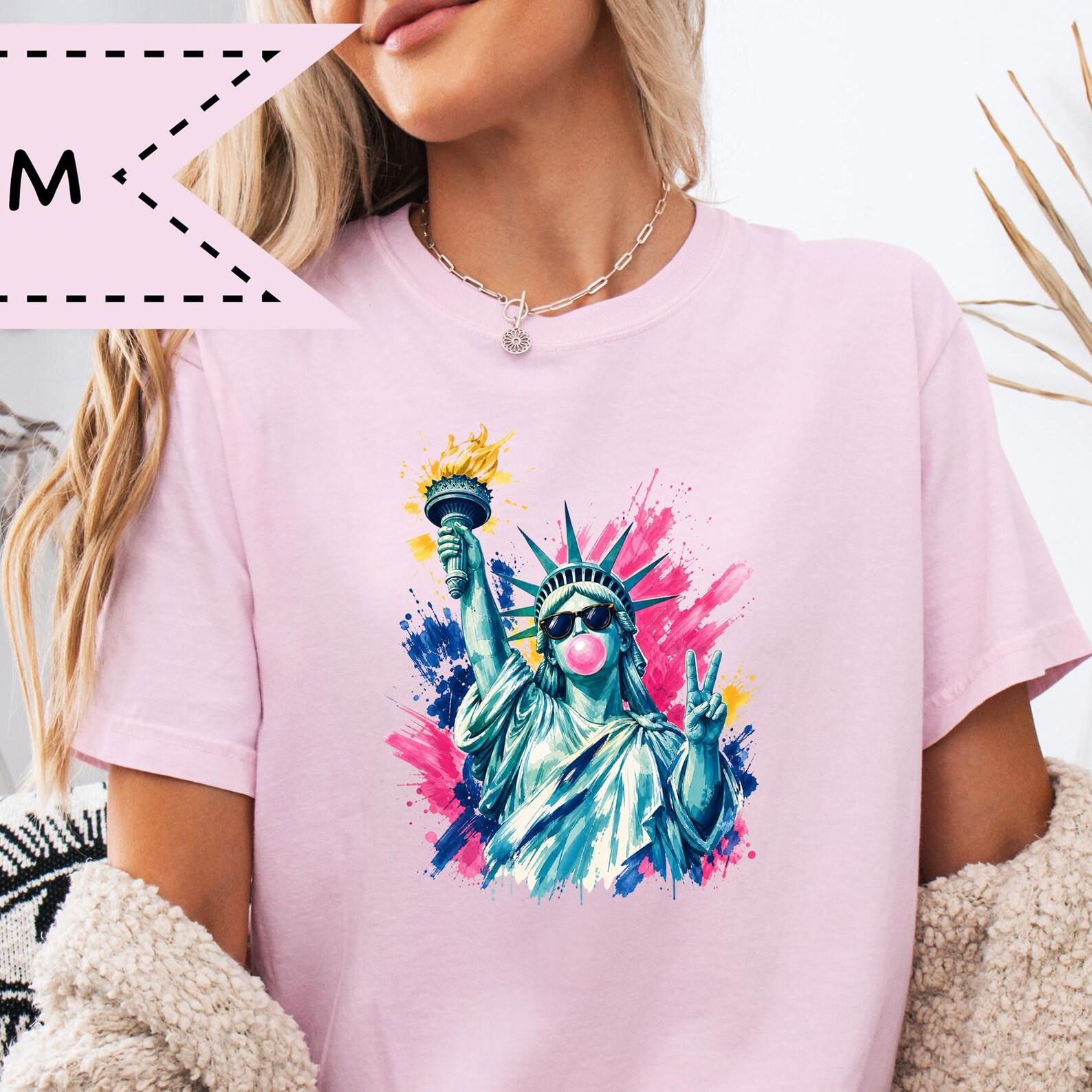 USA 250th Anniversary Statue of Liberty Graphic Tee, Retro Bright Summer Freedom Shirt M