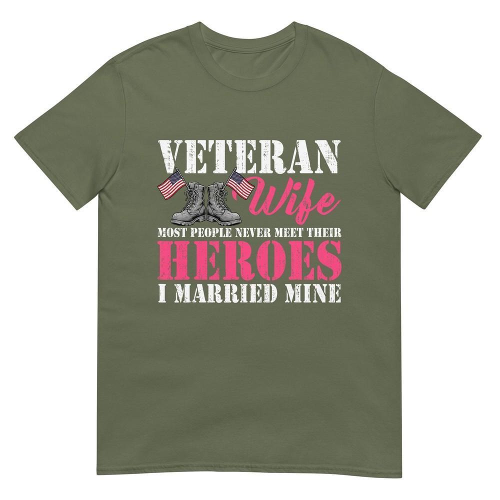 Veteran Wife Married Mine Proud Military Husband Veteran Day TShirt