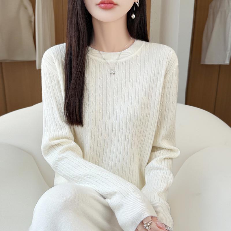 2026 Autumn Women's Round Neck Cable Knit Jacquard Pullover Sweater, Long Sleeve