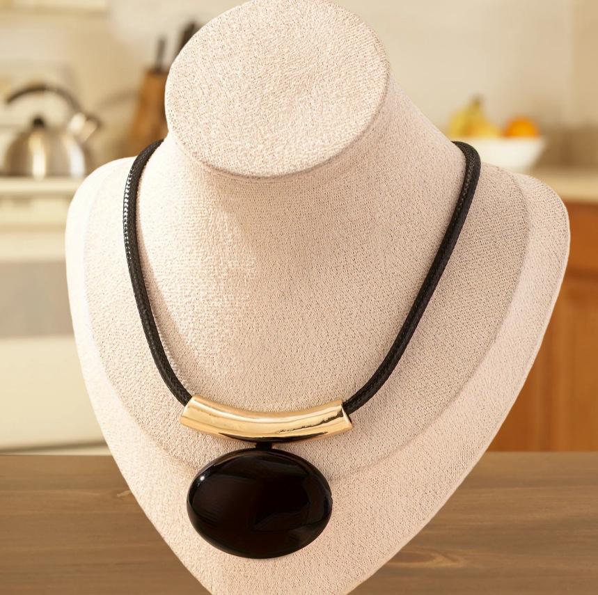 

Модное ожерелье для женских украшений чёрный