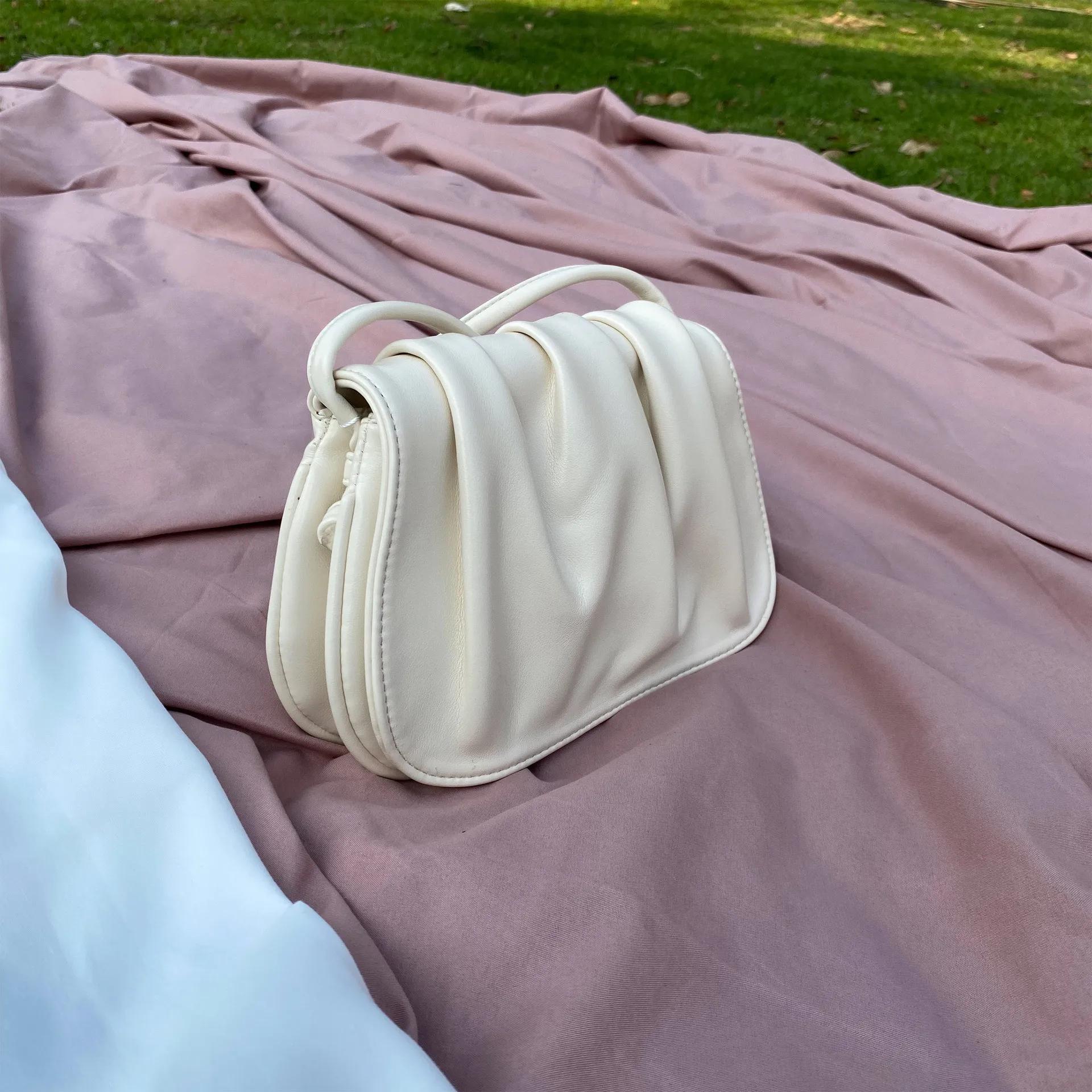 Folds Women Cloud Bags Small Pu Leather Shoulder Bag For Female  Summer  Women s Crossbody Bags ladies handbag wallet 23x16x4cm