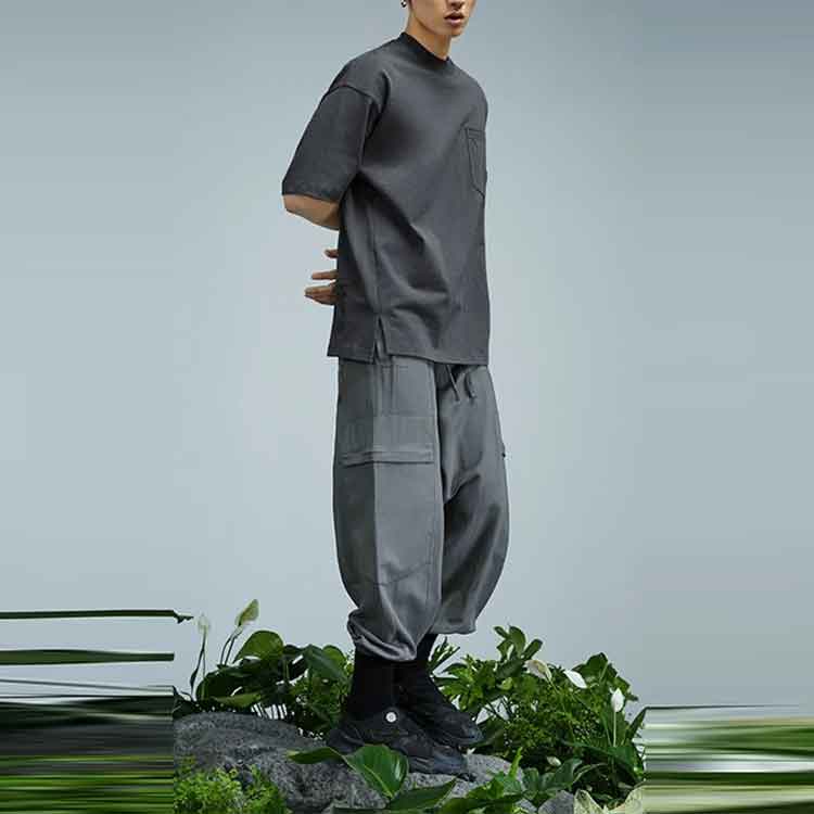 Li-Ning X Jackie Chan Kung Fu Series Solid Color Casual Sport Loose Short Sleeve T-Shirt Men Tops Thunderstorm-Grey AHSS205-2