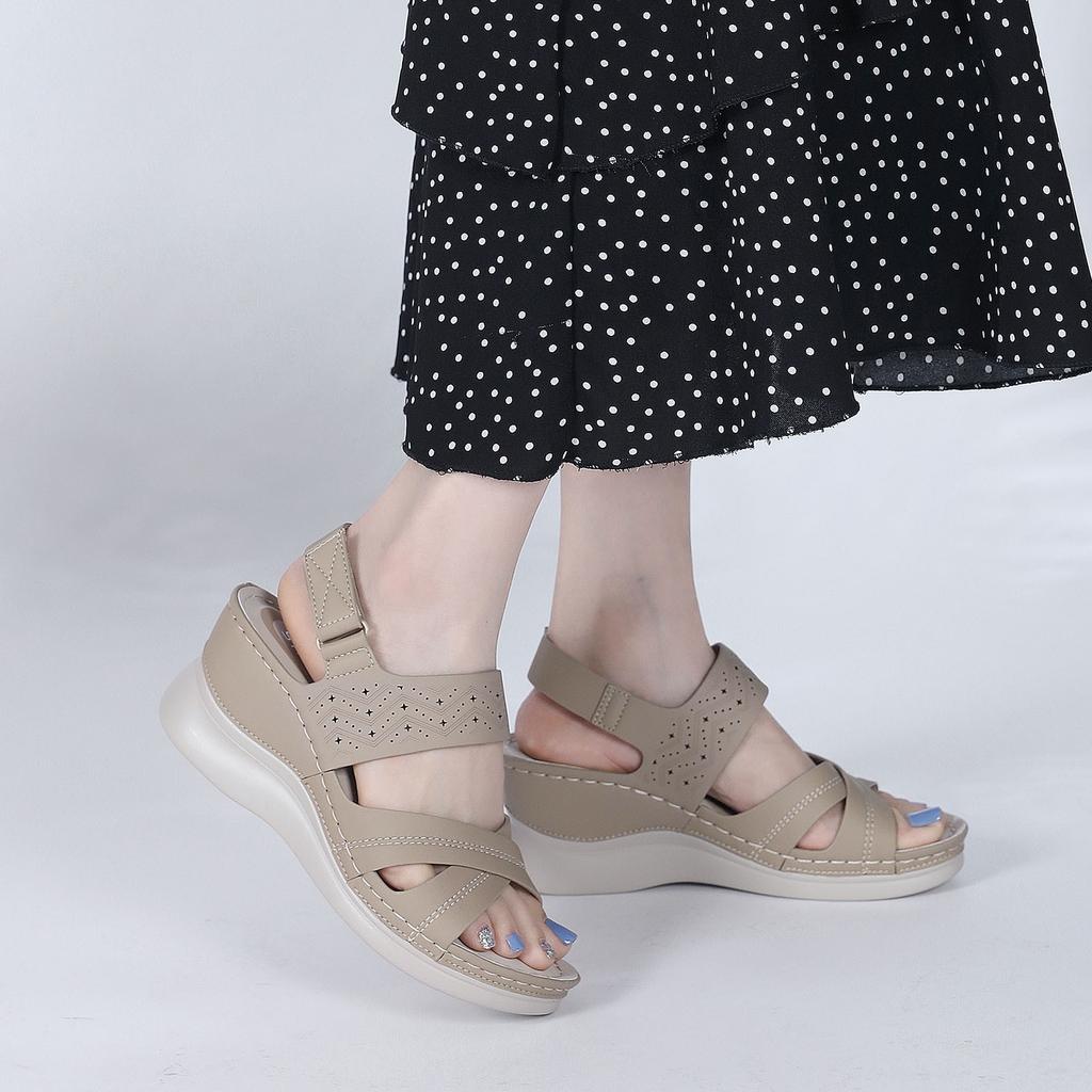 Casual Sandals Women'S Summer Fashion Leisure Wedges Open Toed Cutout Sandal On The Beach To Wear Flip Flops Chalas Mujer