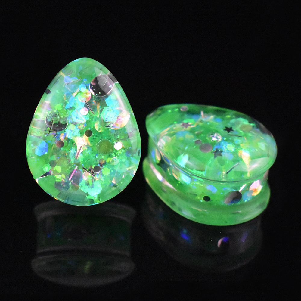 Une paire d'écarteurs d'oreille acryliques brillants en forme de larme de 8 à 50 mm, plugs tunnels, dilateurs d'oreille, bijoux de piercing corporel
