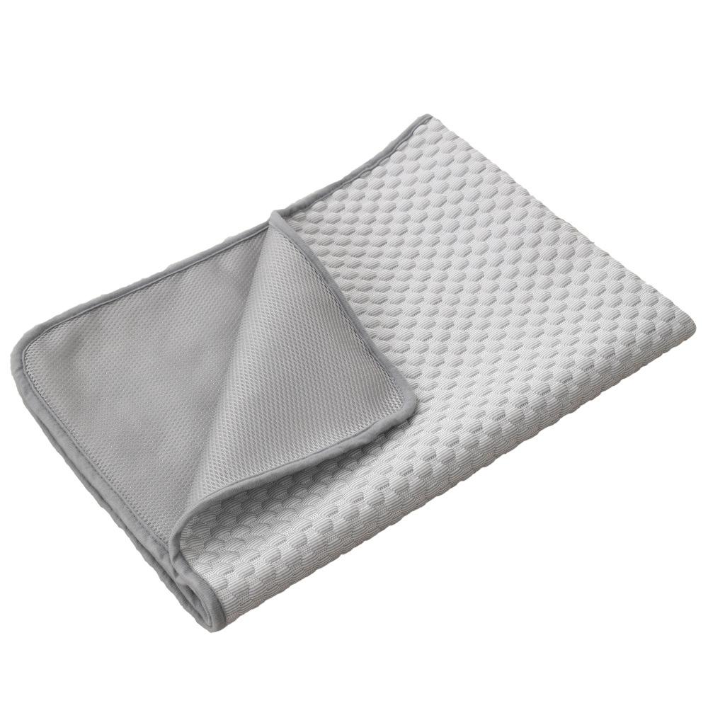 Pet Cooling Mat Summer Cool Dog Bed Breathable Ice Silk Cat Pad Gel Cushion for Dogs and Cats Hot Weather Relief