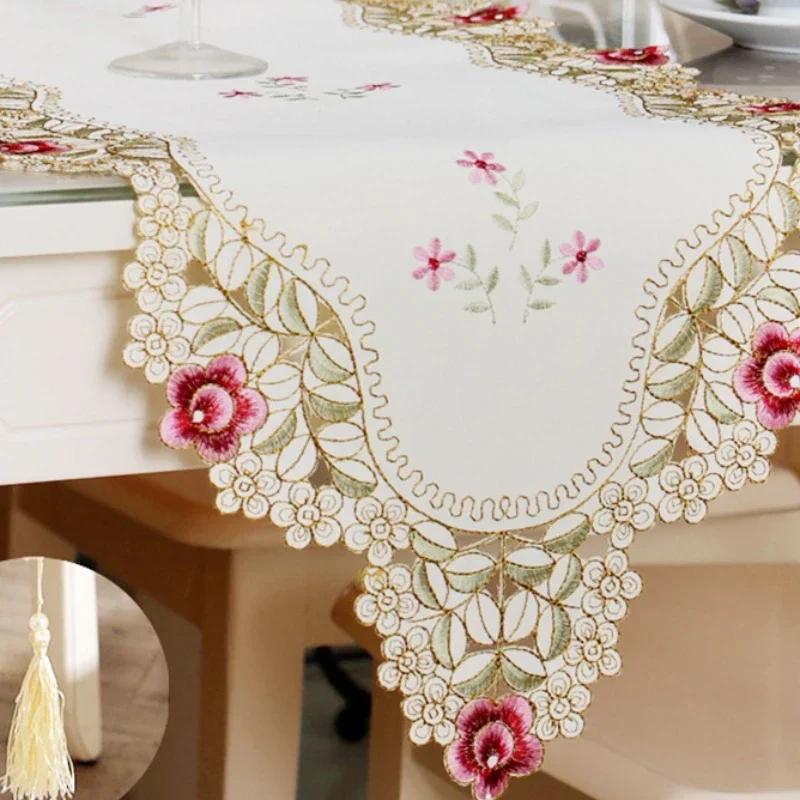 Moderne minimalistische Polyester lange Tischfahne bestickt Mode Teetischfahne Zuhause weiche Dekoration lange Tischstoffkunst