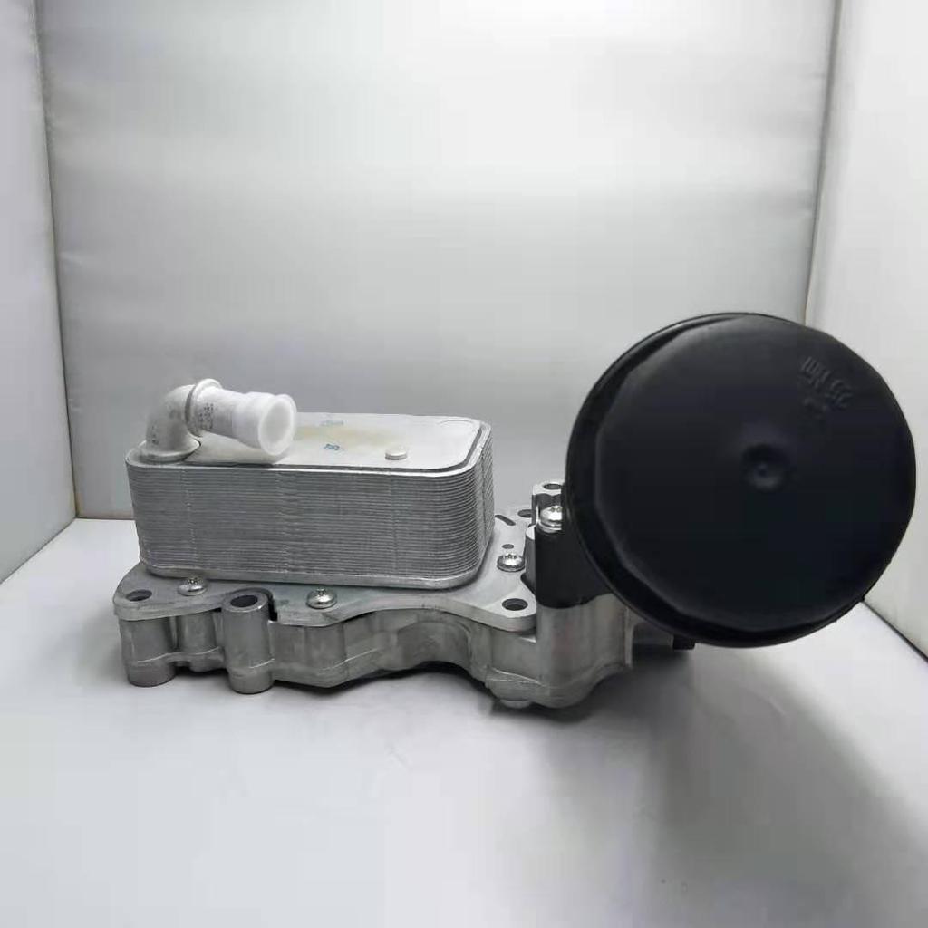 Compatible Engine Oil Cooler for Mercedes-Benz Models W176, W204, W205, W242 (Part 6511800610)