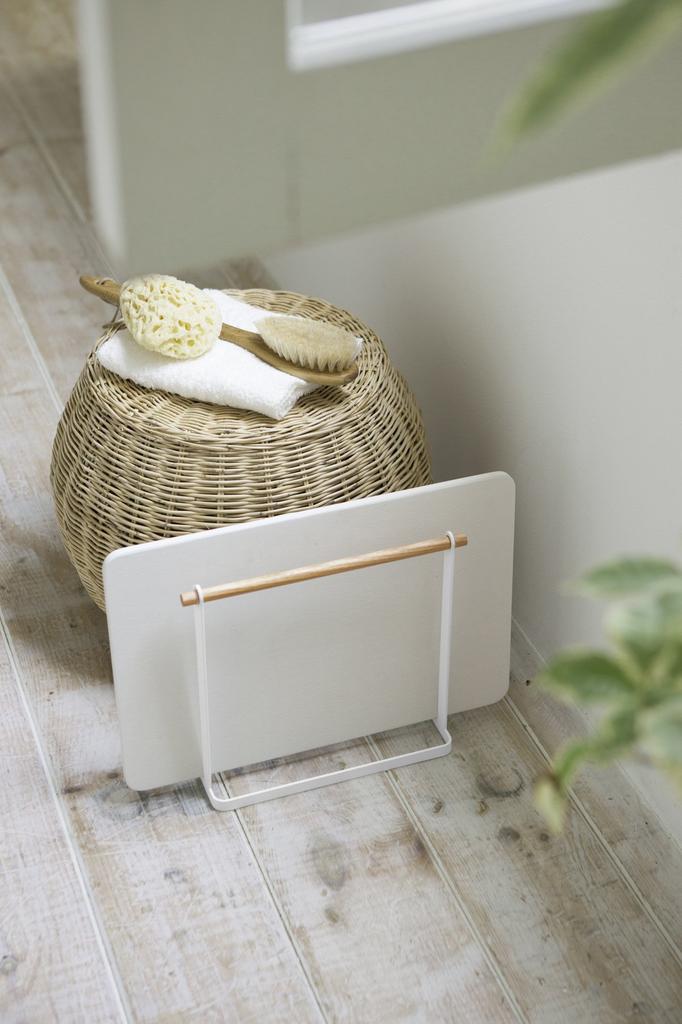 Yamazaki Diatomaceous Earth Bath Mat 3284 Stand, Tosca, White,