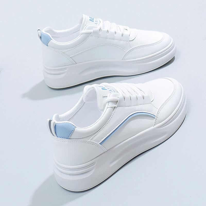 ins Korean version of little white shoes women's tide 2025 spring new student platform muffin shoes women's casual board shoes women
