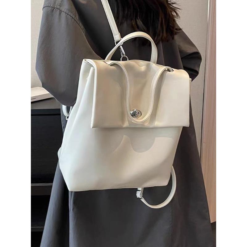 Niche Design Backpack for Women In Autumn and Winter New Silver Large Capacity Commuting Versatile College Students Backpack
