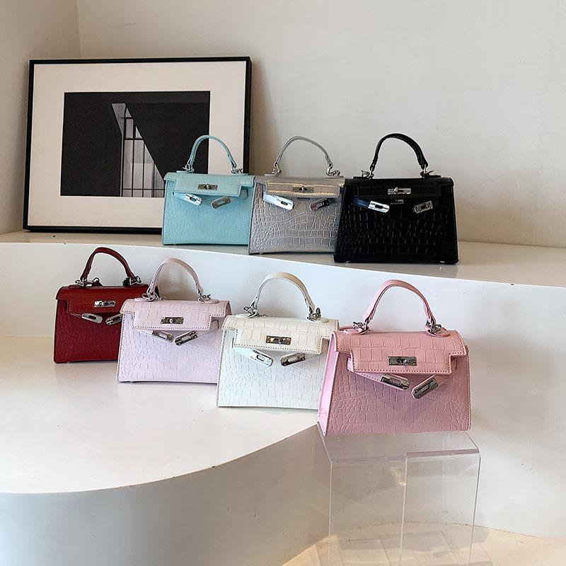 New High-end Bag, Crocodile Pattern Lock, Portable Shoulder Messenger Trendy Women's Bag