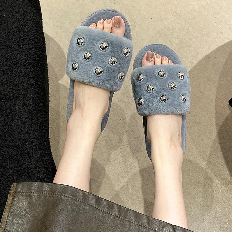 Flat Fluffy Fur Slippers Women Solid Warm Furry Slippers Women Winter House Flip Flops Home Rivet Slides Flat Indoor Floor Shoes