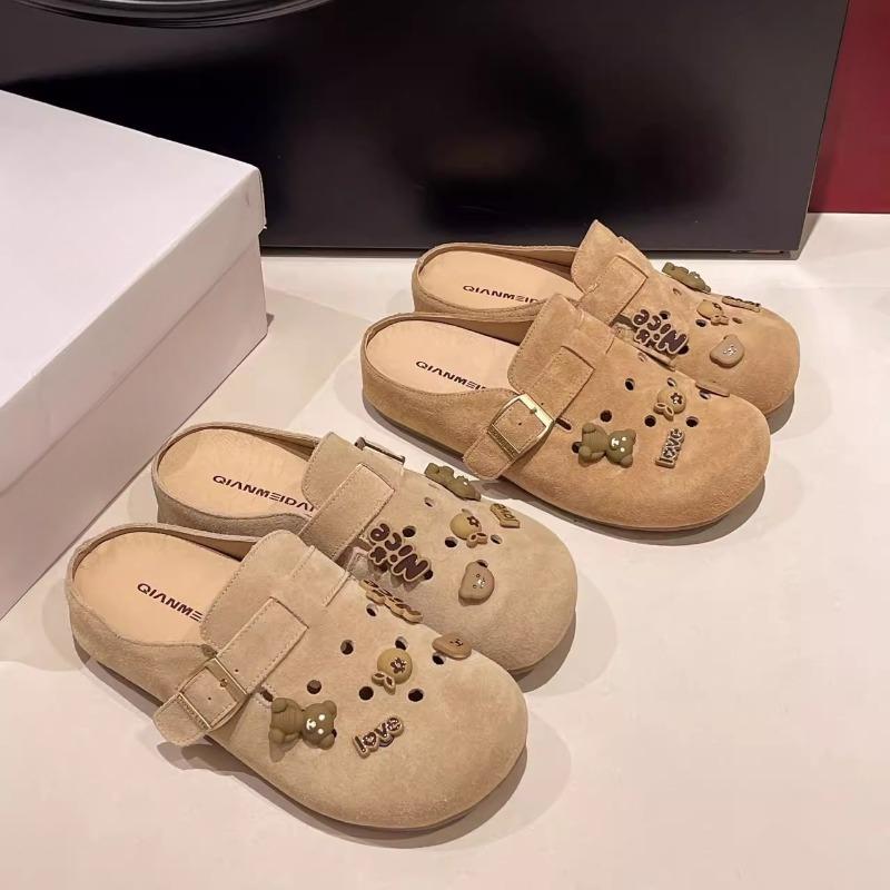 Ein neuer Stil von Retro-Schuhen mit Klappdeckel und dicken Sohlen, halb Klappdeckel und halb Pantoffel für Damen